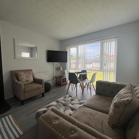 Dog Friendly Beachside Cottage No11 Kessingland With Private Parking 외부 사진